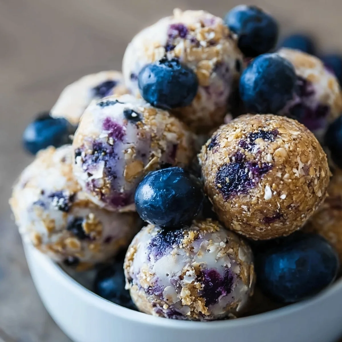 Blueberry Cheesecake Protein Bites: Healthy No-Bake Snack