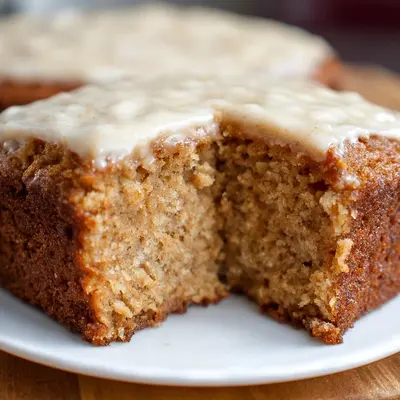 Classic Applesauce Cake: Soft & Moist Dessert