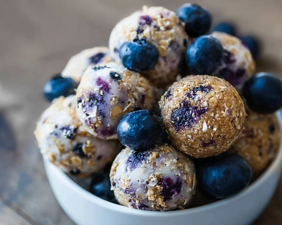 Blueberry Cheesecake Protein Bites: Healthy No-Bake Snack